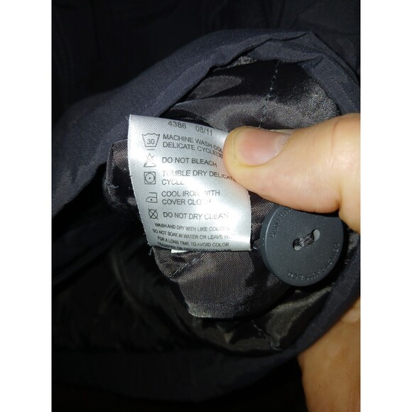 Levi's Vest Mens Size Medium 38×27 Black Lined 100% Nylon Buttoned Zipper 2011 - Picture 11 of 15